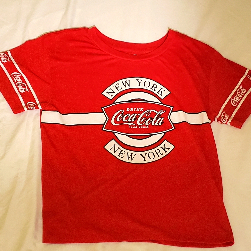 Croped coca cola tee